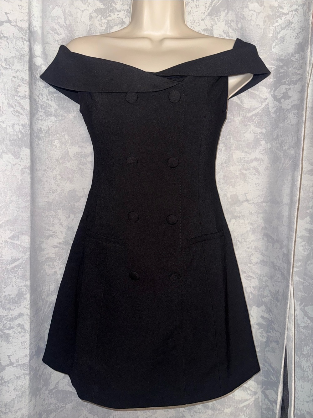 Hello Molly off the shoulder back dress